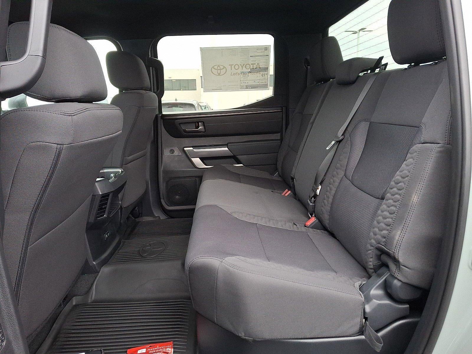 2026 Toyota Tundra 4WD 4WD SR5 CrewMax 5.5' Bed (SE)