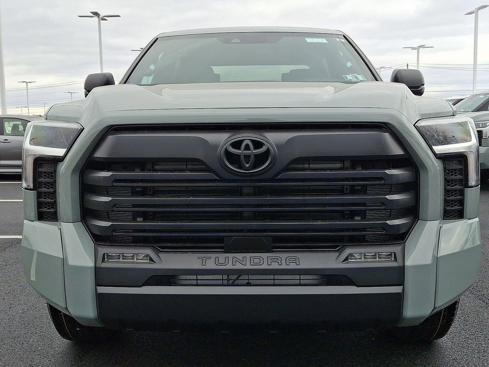 2026 Toyota Tundra 4WD 4WD SR5 CrewMax 5.5' Bed (SE)