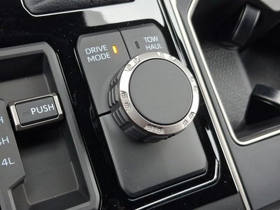 2026 Toyota Tundra 4WD 4WD SR5 CrewMax 5.5' Bed (SE)