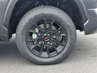 2026 Toyota Tundra 4WD 4WD SR5 CrewMax 5.5' Bed (SE)
