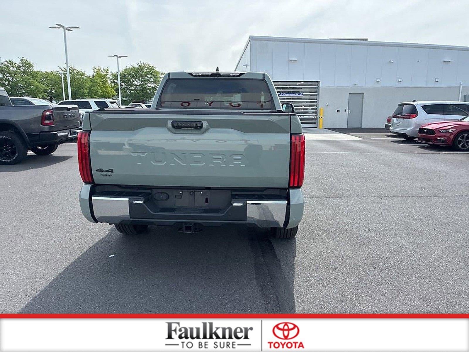 2023 Toyota Tundra 4WD 4WD SR5 CrewMax 5.5' Bed (SE)