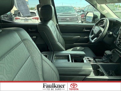 2023 Toyota Tundra 4WD 4WD SR5 CrewMax 5.5' Bed (SE)