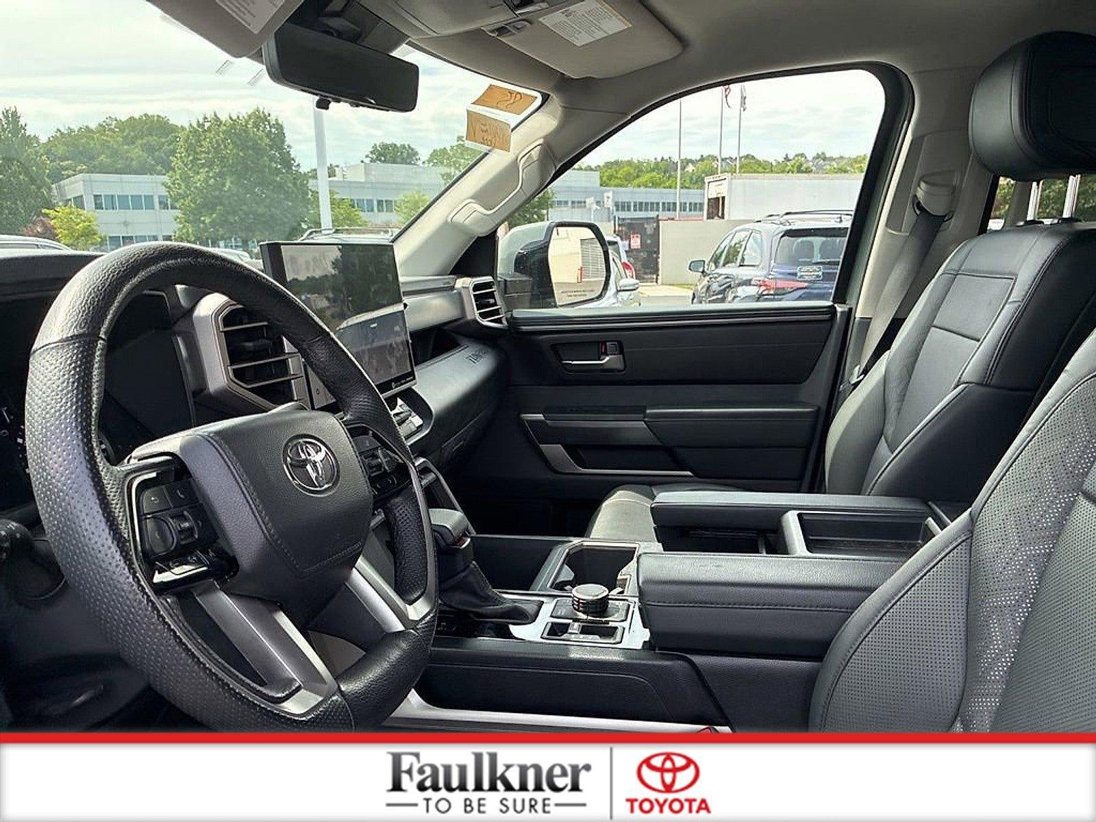 2023 Toyota Tundra 4WD 4WD SR5 CrewMax 5.5' Bed (SE)