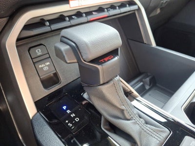 2025 Toyota Tundra 4WD 4WD SR5 CrewMax 5.5' Bed (SE)