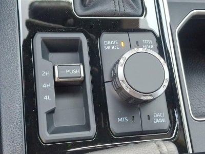 2025 Toyota Tundra 4WD 4WD SR5 CrewMax 5.5' Bed (SE)