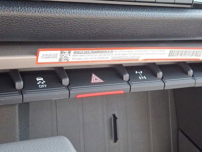 2025 Toyota Tundra 4WD 4WD SR5 CrewMax 5.5' Bed (SE)