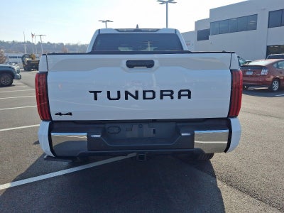 2025 Toyota Tundra 4WD 4WD SR5 CrewMax 5.5' Bed (SE)