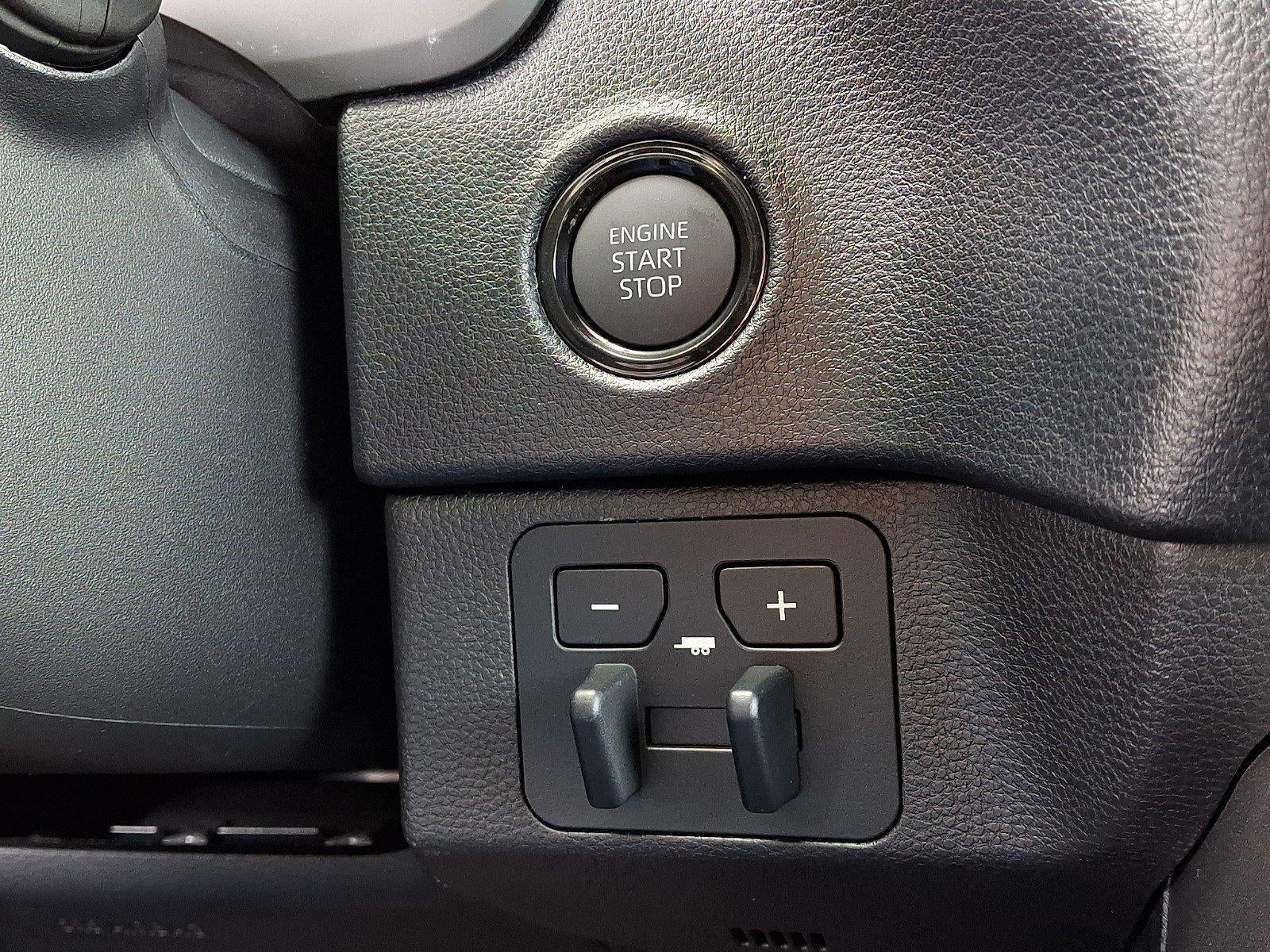 2026 Toyota Tundra 4WD 4WD SR5 CrewMax 5.5' Bed (SE)