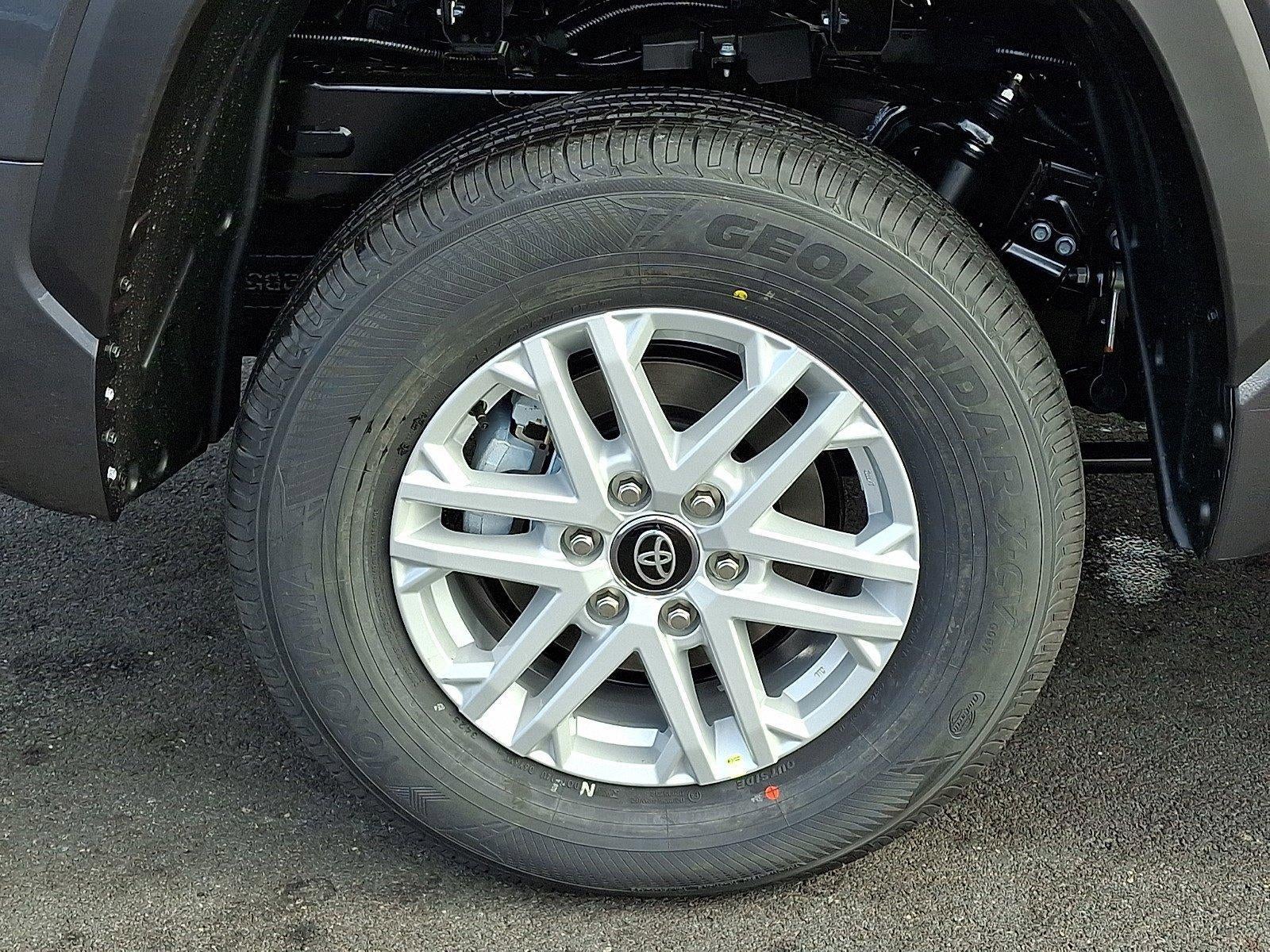 2026 Toyota Tundra 4WD 4WD SR5 CrewMax 5.5' Bed (SE)