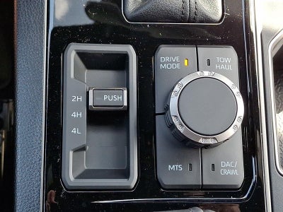 2026 Toyota Tundra 4WD 4WD SR5 CrewMax 5.5' Bed (SE)