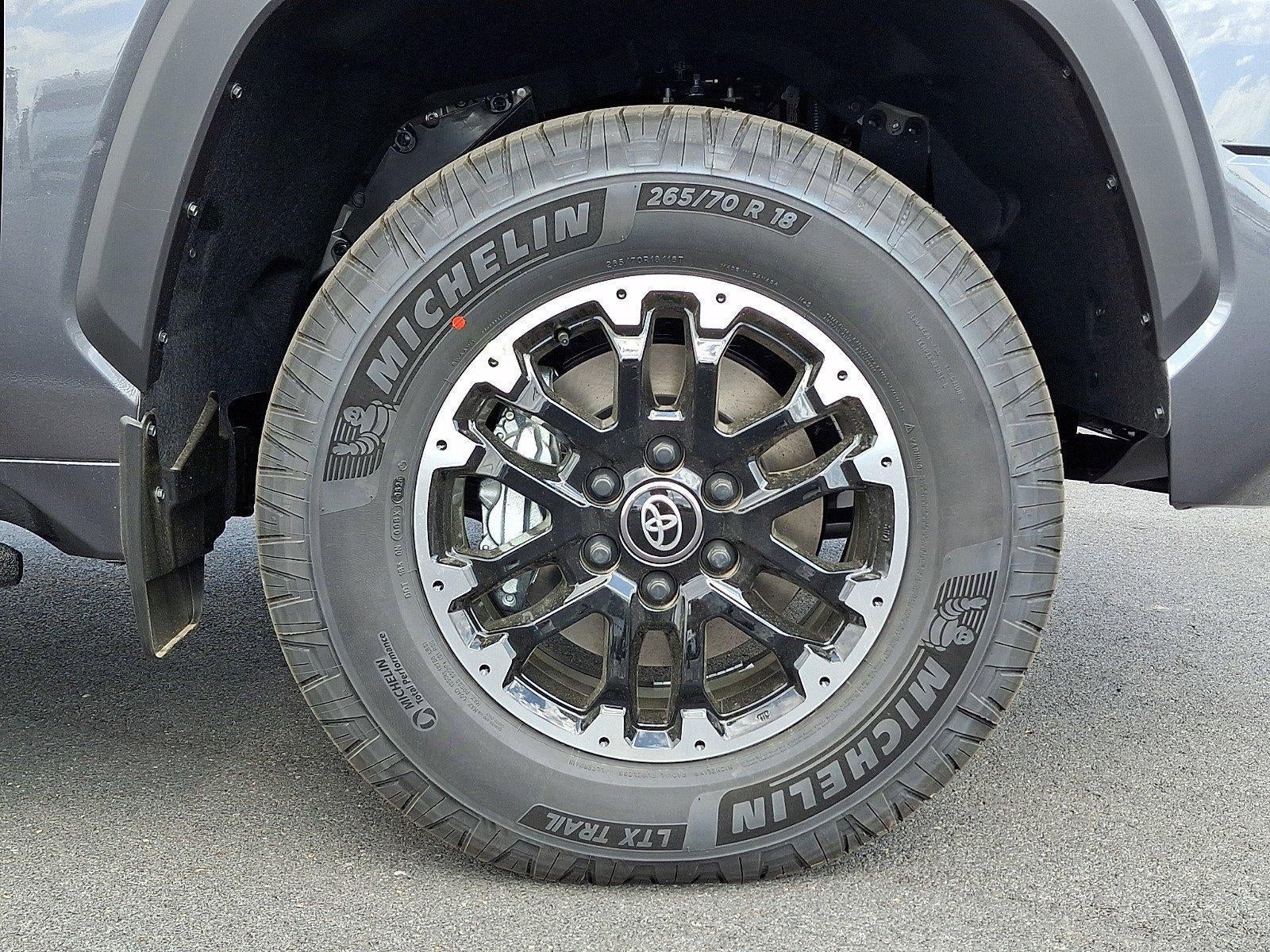 2026 Toyota Tundra 4WD 4WD SR5 CrewMax 5.5' Bed (SE)