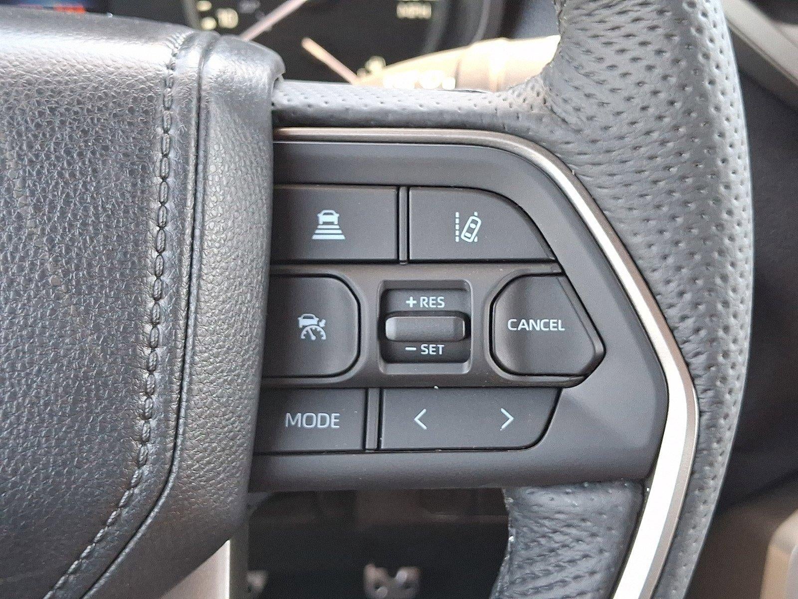 2026 Toyota Tundra 4WD 4WD SR5 CrewMax 5.5' Bed (SE)