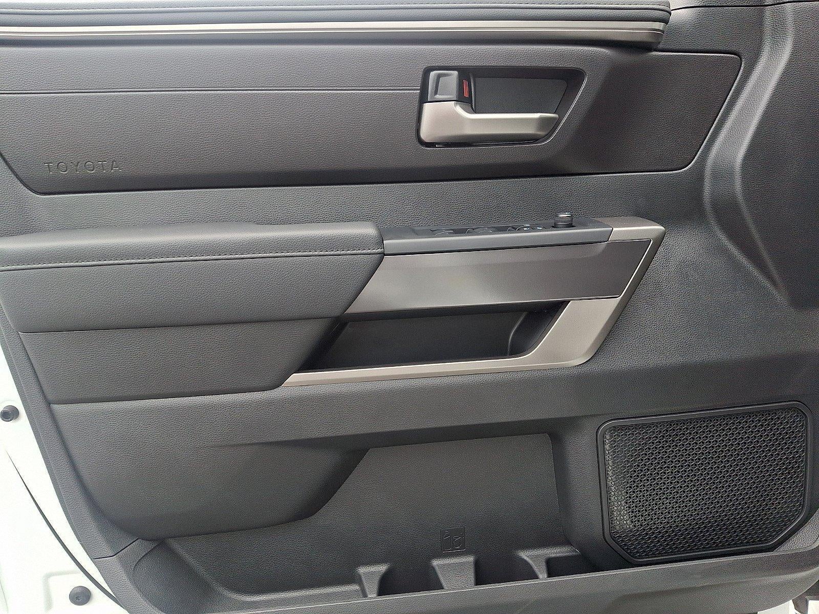 2026 Toyota Tundra 4WD 4WD SR5 CrewMax 5.5' Bed (SE)