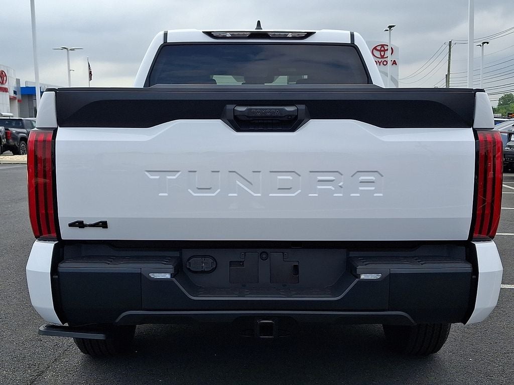 2026 Toyota Tundra 4WD 4WD SR5 CrewMax 5.5' Bed (SE)