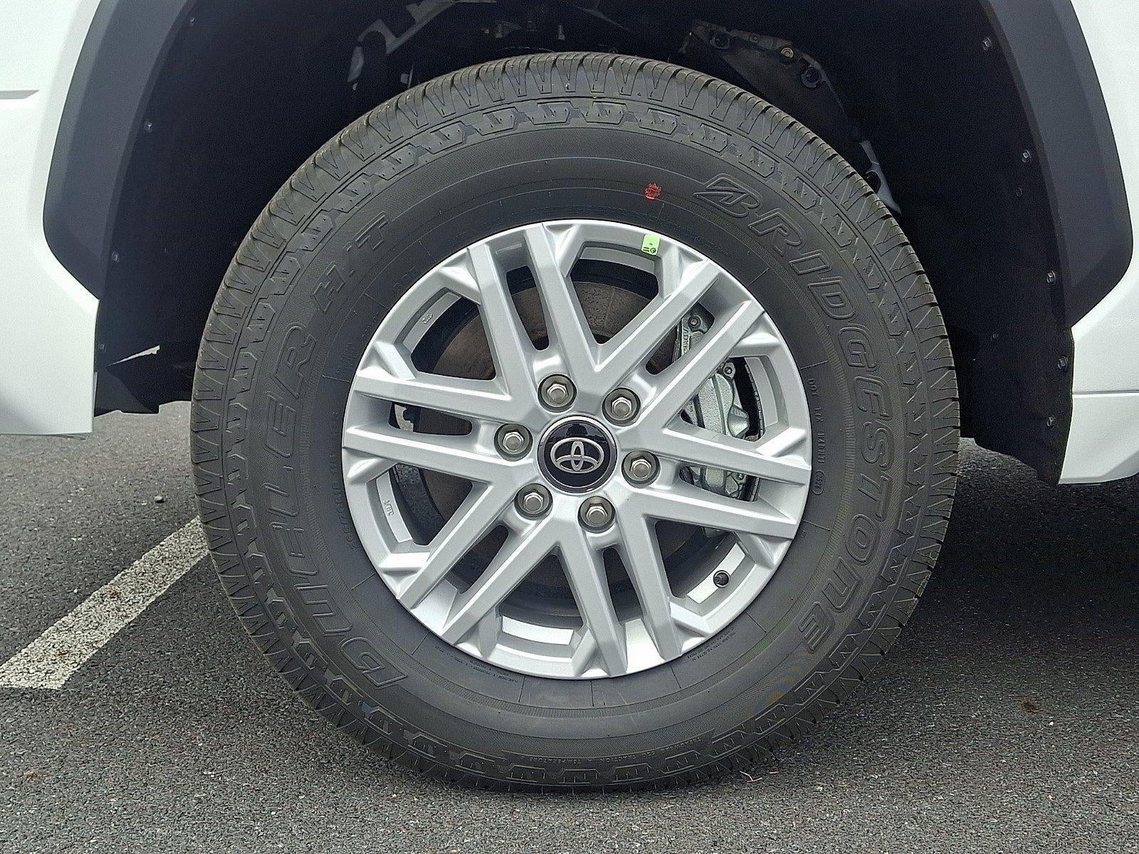2026 Toyota Tundra 4WD 4WD SR5 CrewMax 5.5' Bed (SE)