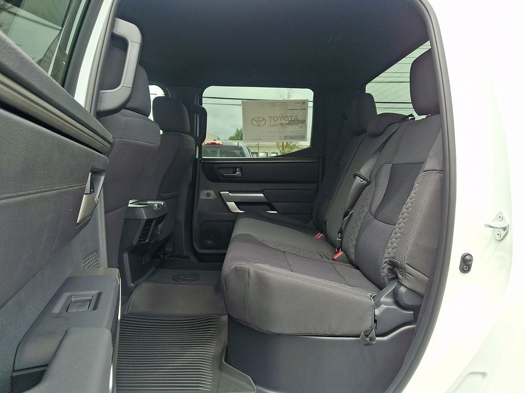 2026 Toyota Tundra 4WD 4WD SR5 CrewMax 5.5' Bed (SE)