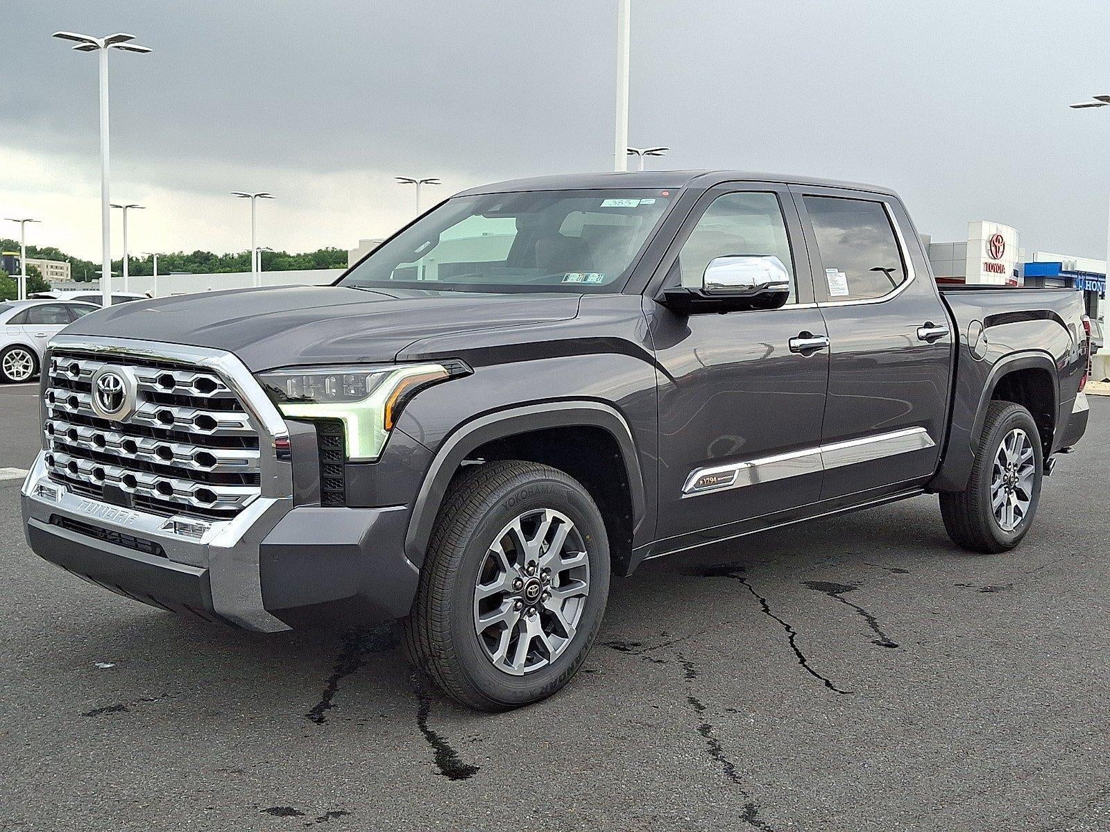 2026 Toyota Tundra 4WD 4WD 1794 Edition CrewMax 5.5' Bed (Natl)