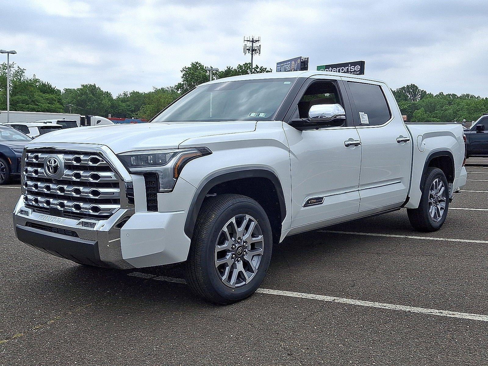 2026 Toyota Tundra 4WD 4WD 1794 Edition CrewMax 5.5' Bed (Natl)