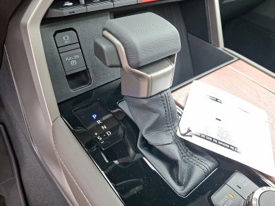 2026 Toyota Tundra 4WD 4WD 1794 Edition Hybrid CrewMax 5.5' Bed (Natl)