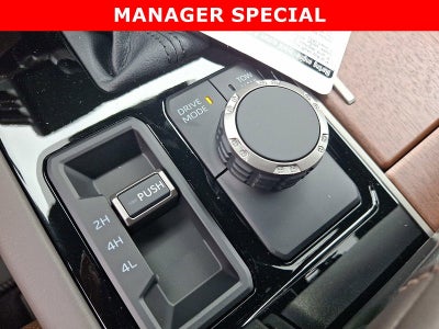 2026 Toyota Tundra 4WD 4WD 1794 Edition Hybrid CrewMax 5.5' Bed (Natl)