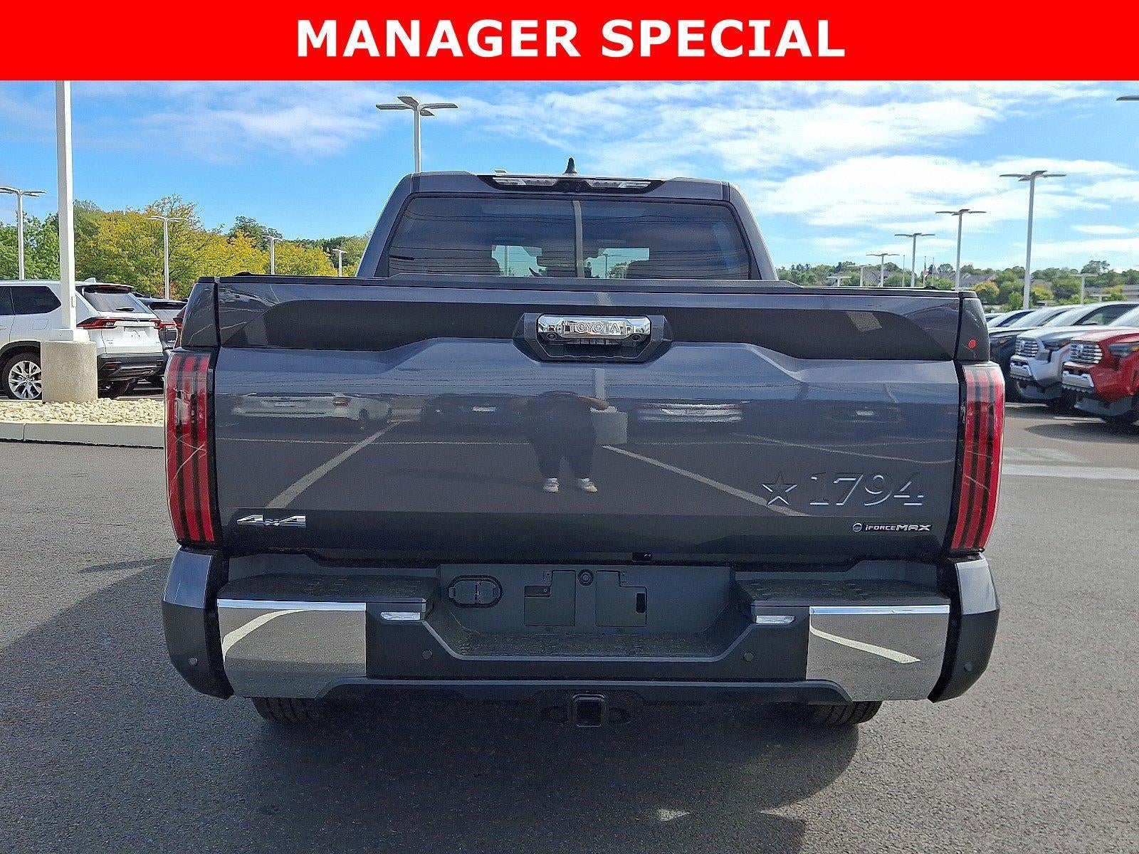 2026 Toyota Tundra 4WD 4WD 1794 Edition Hybrid CrewMax 5.5' Bed (Natl)