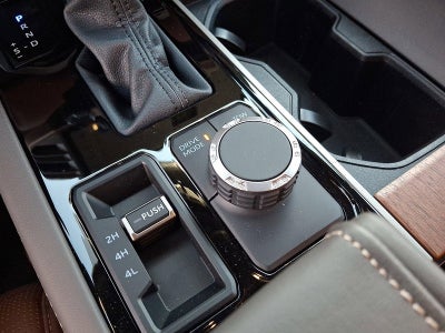 2026 Toyota Tundra 4WD 4WD 1794 Edition Hybrid CrewMax 6.5' Bed (Natl)