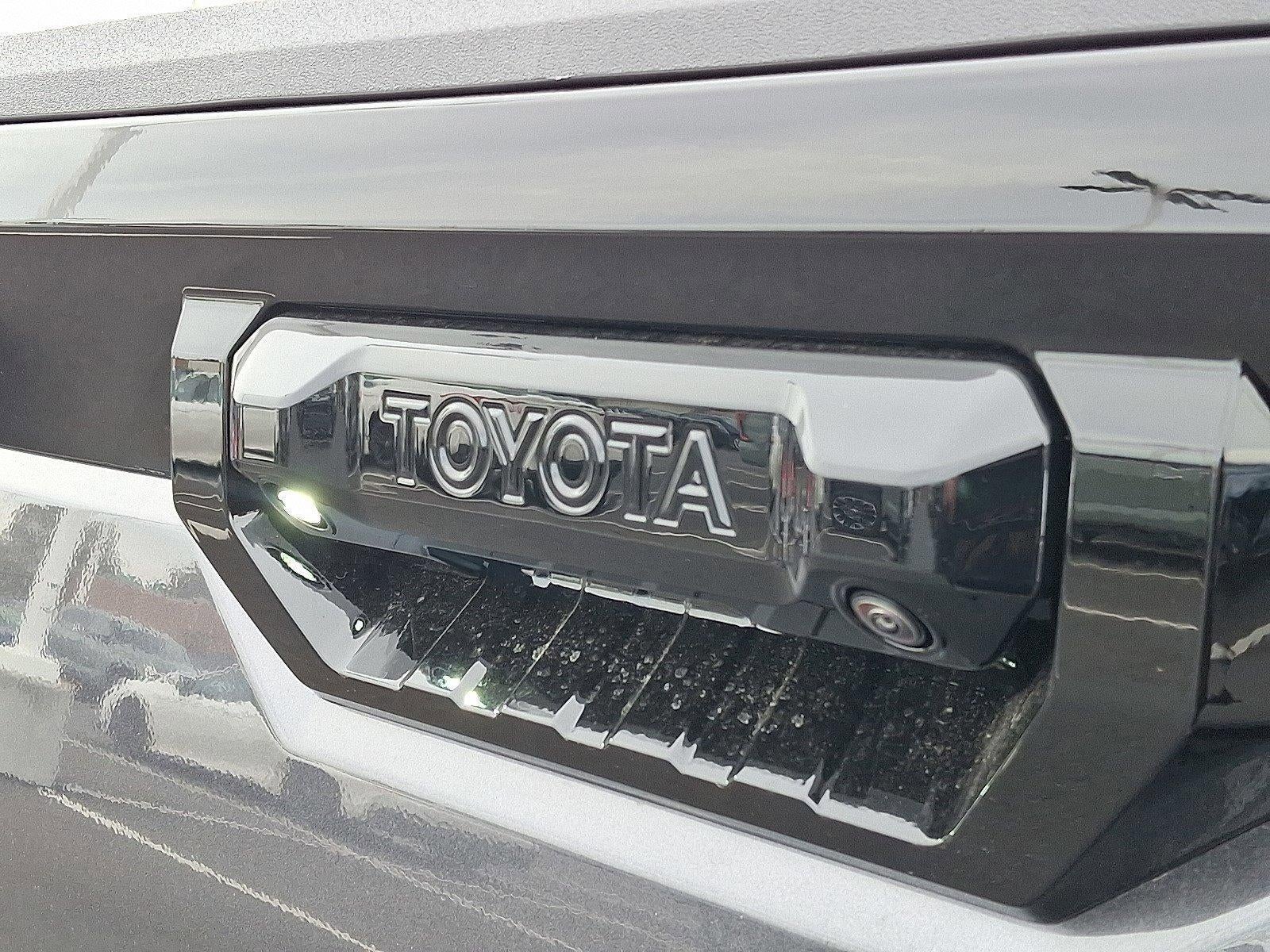 2026 Toyota Tundra 4WD 4WD Platinum CrewMax 5.5' Bed (Natl)