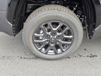 2026 Toyota Tundra 4WD 4WD Platinum CrewMax 5.5' Bed (Natl)