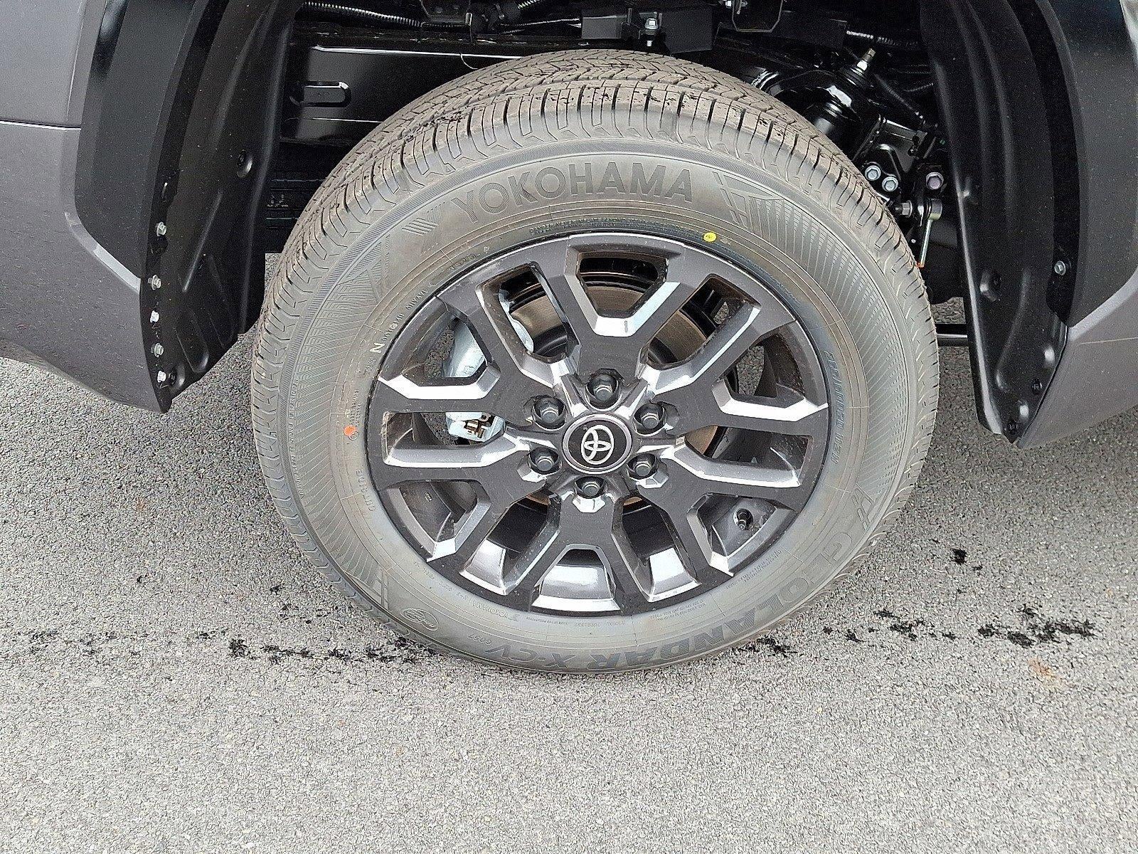 2026 Toyota Tundra 4WD 4WD Platinum CrewMax 5.5' Bed (Natl)