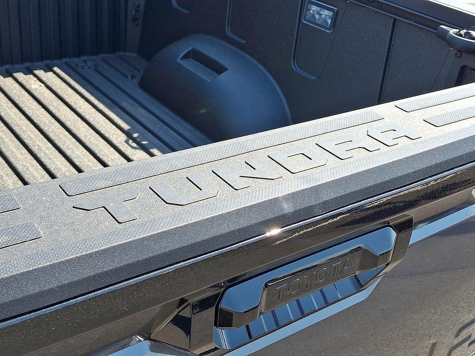 2026 Toyota Tundra 4WD 4WD Platinum CrewMax 5.5' Bed (Natl)