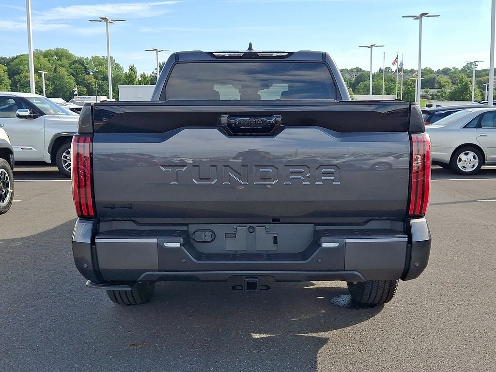 2026 Toyota Tundra 4WD 4WD Platinum CrewMax 5.5' Bed (Natl)