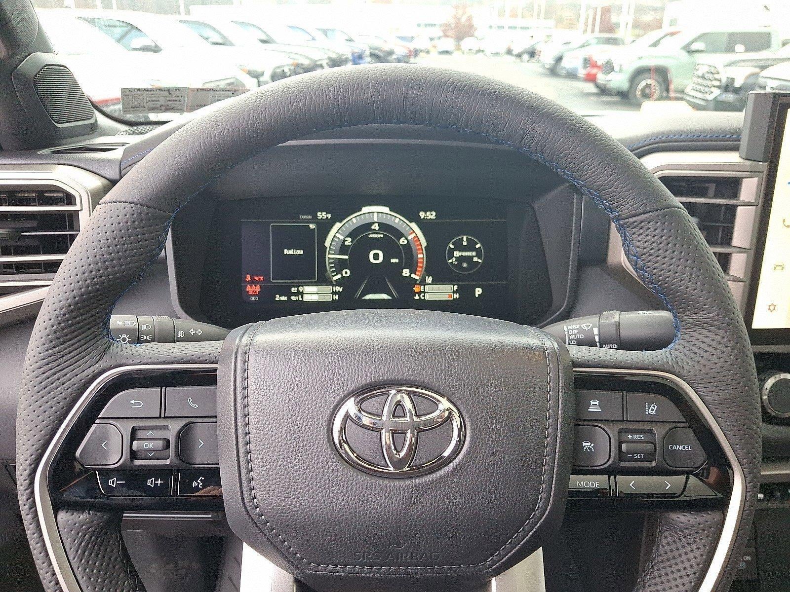 2026 Toyota Tundra 4WD 4WD Platinum CrewMax 6.5' Bed (Natl)