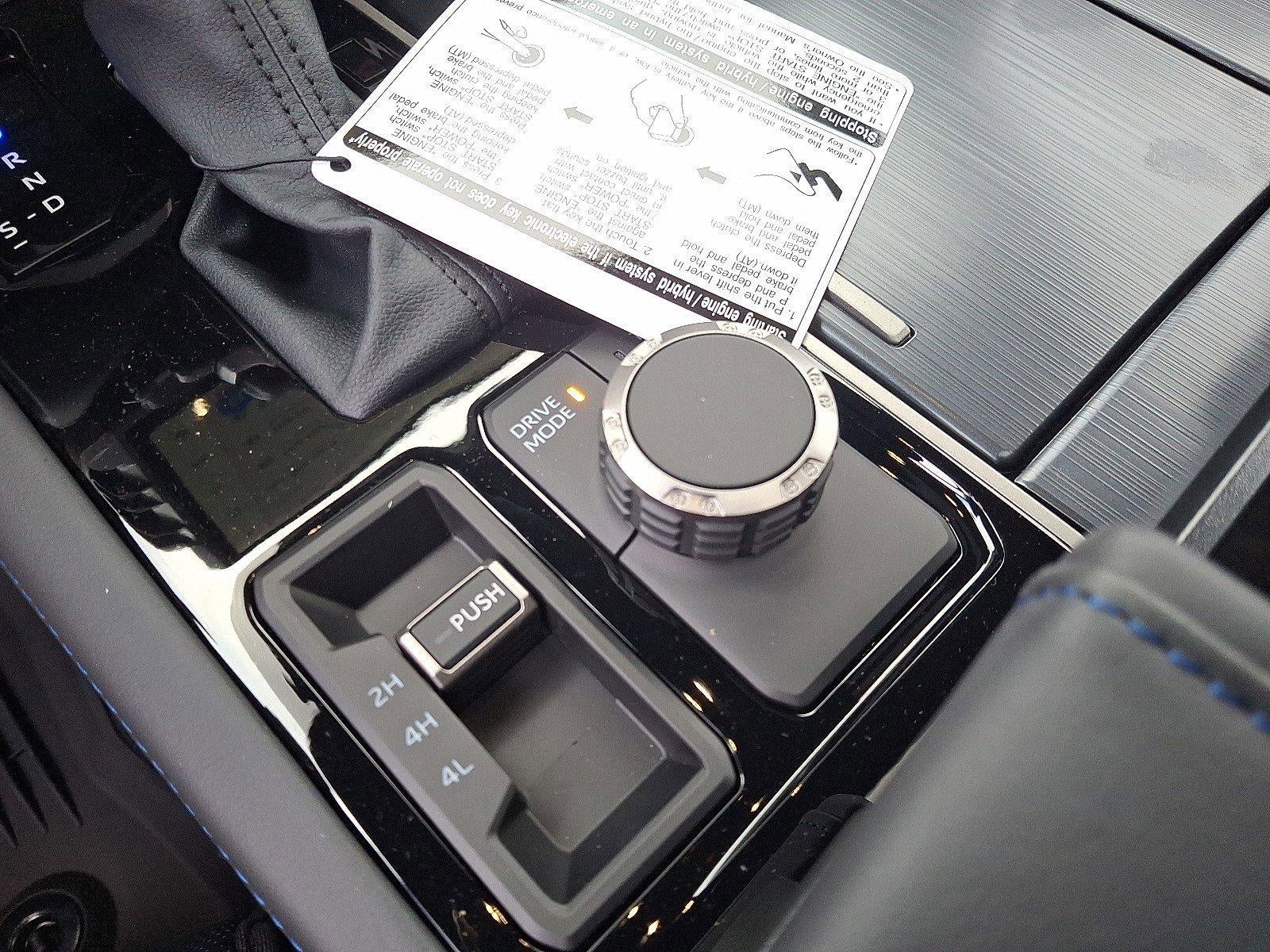 2026 Toyota Tundra 4WD 4WD Platinum CrewMax 6.5' Bed (Natl)