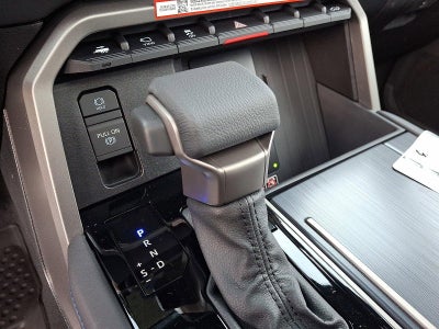 2026 Toyota Tundra 4WD 4WD Platinum CrewMax 6.5' Bed (Natl)