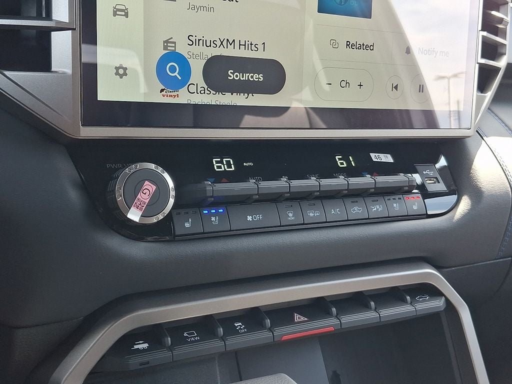 2026 Toyota Tundra 4WD 4WD Platinum CrewMax 6.5' Bed (Natl)