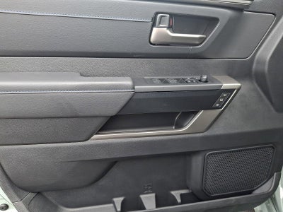 2026 Toyota Tundra 4WD 4WD Platinum CrewMax 6.5' Bed (Natl)
