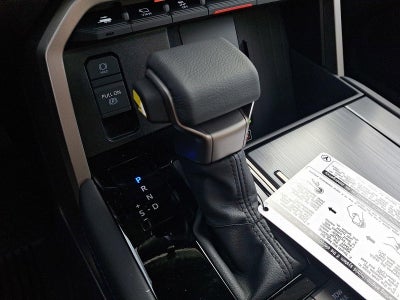 2026 Toyota Tundra 4WD 4WD Platinum CrewMax 6.5' Bed (Natl)