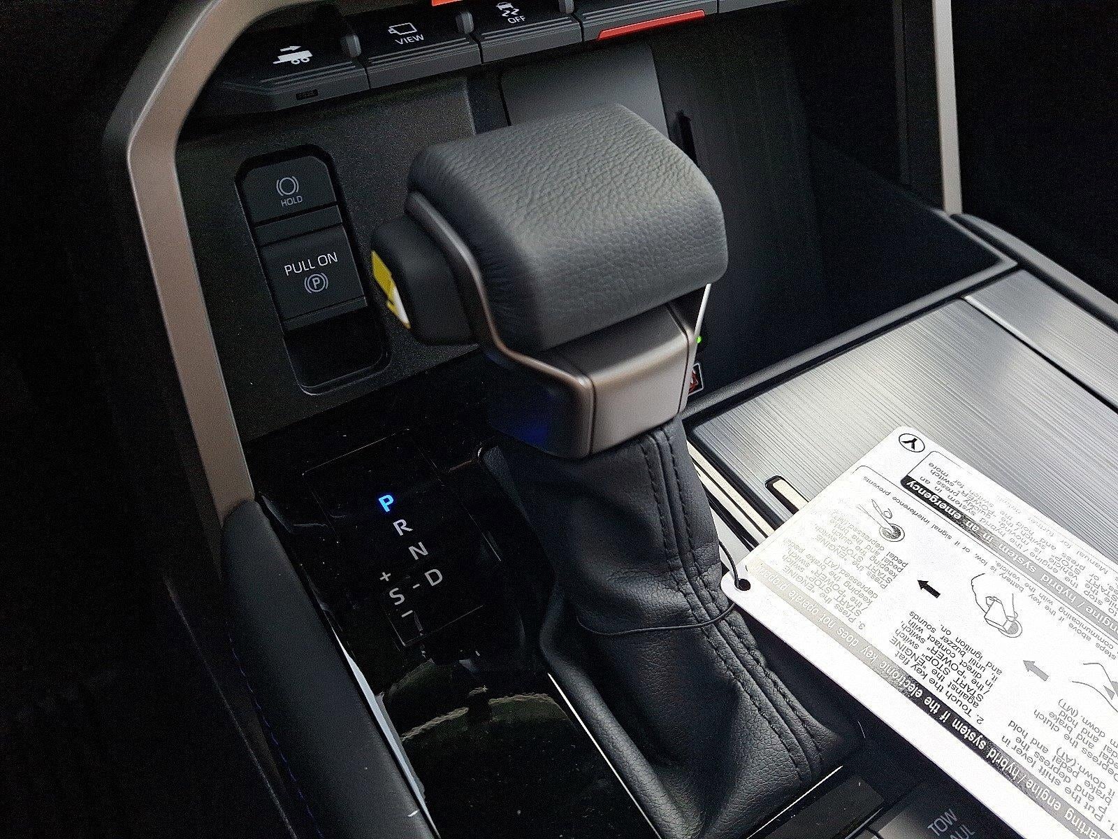 2026 Toyota Tundra 4WD 4WD Platinum CrewMax 6.5' Bed (Natl)