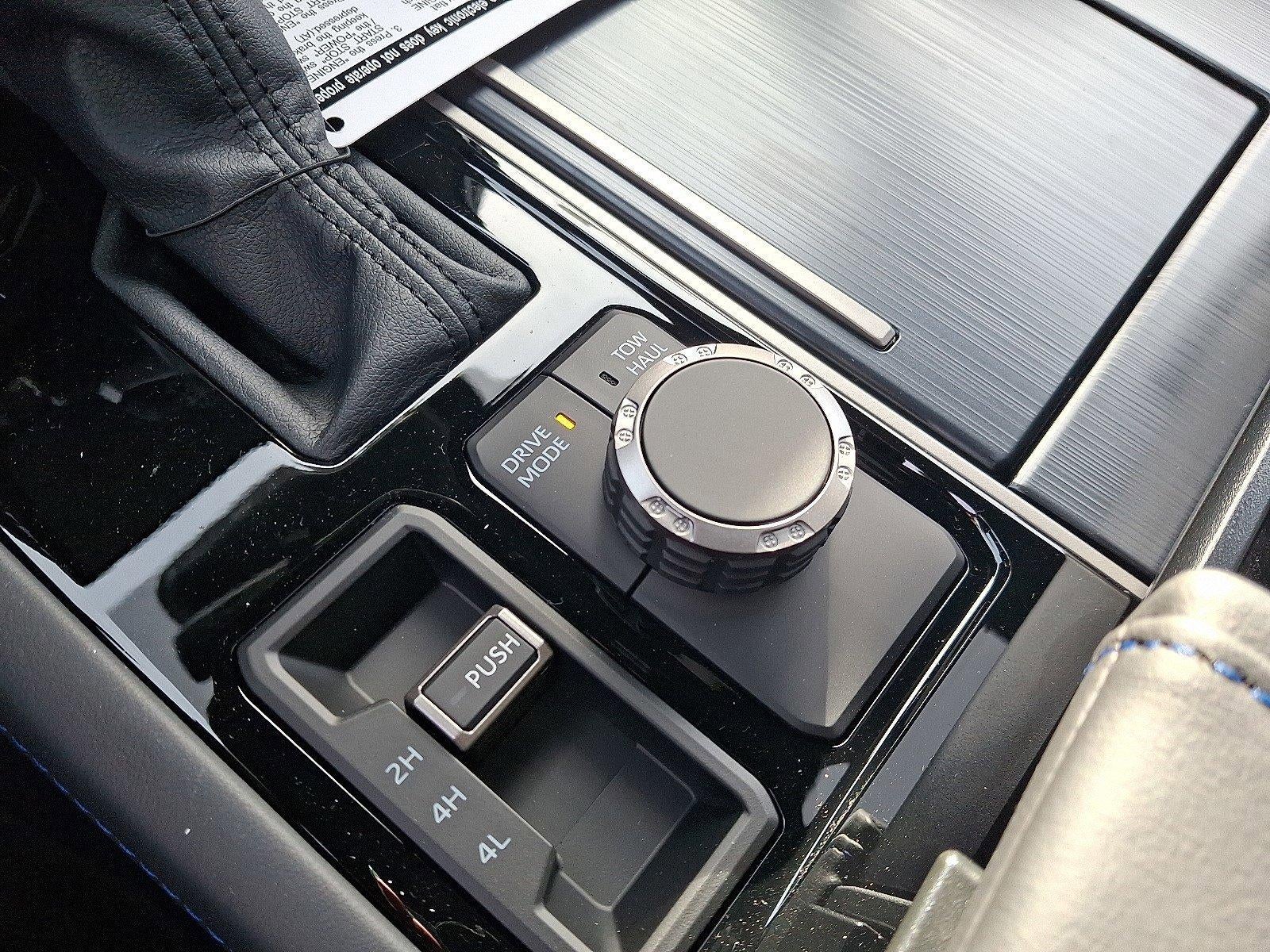 2026 Toyota Tundra 4WD 4WD Platinum CrewMax 6.5' Bed (Natl)