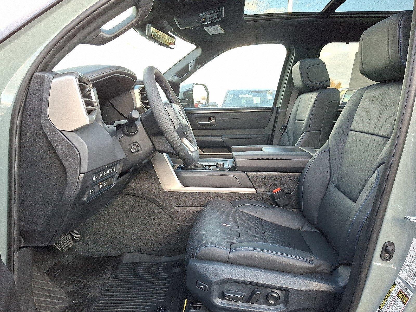 2026 Toyota Tundra 4WD 4WD Platinum Hybrid CrewMax 5.5' Bed (Natl)