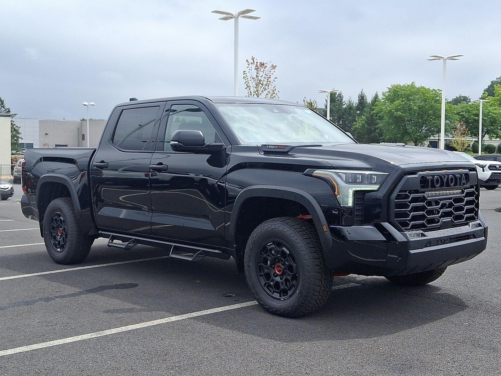 2026 Toyota Tundra 4WD 4WD TRD Pro Hybrid CrewMax 5.5' Bed (Natl)
