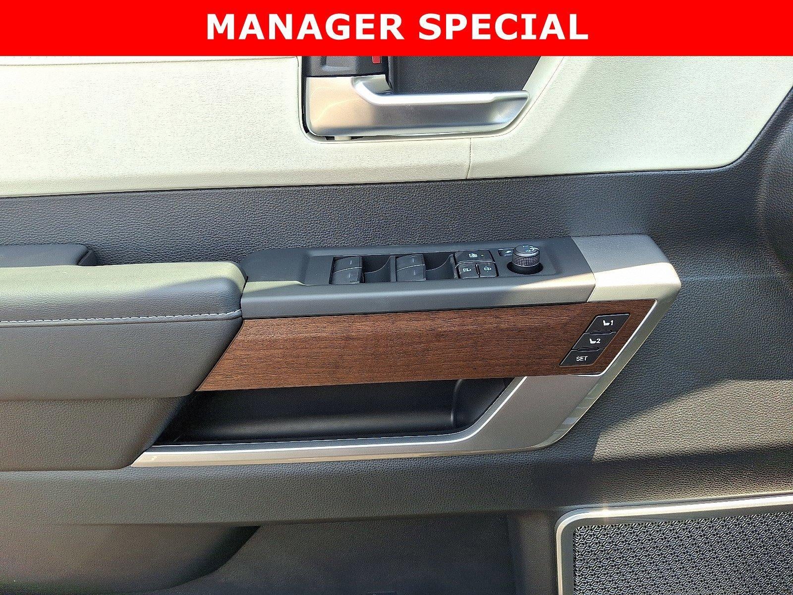 2025 Toyota Tundra 4WD 4WD Capstone Hybrid CrewMax 5.5' Bed (Natl)