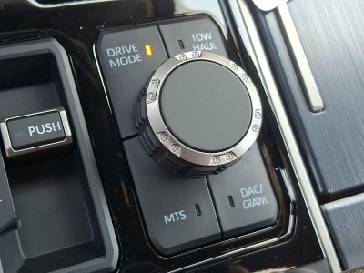 2026 Toyota Tundra 4WD 4WD Limited Hybrid CrewMax 5.5' Bed (Natl)