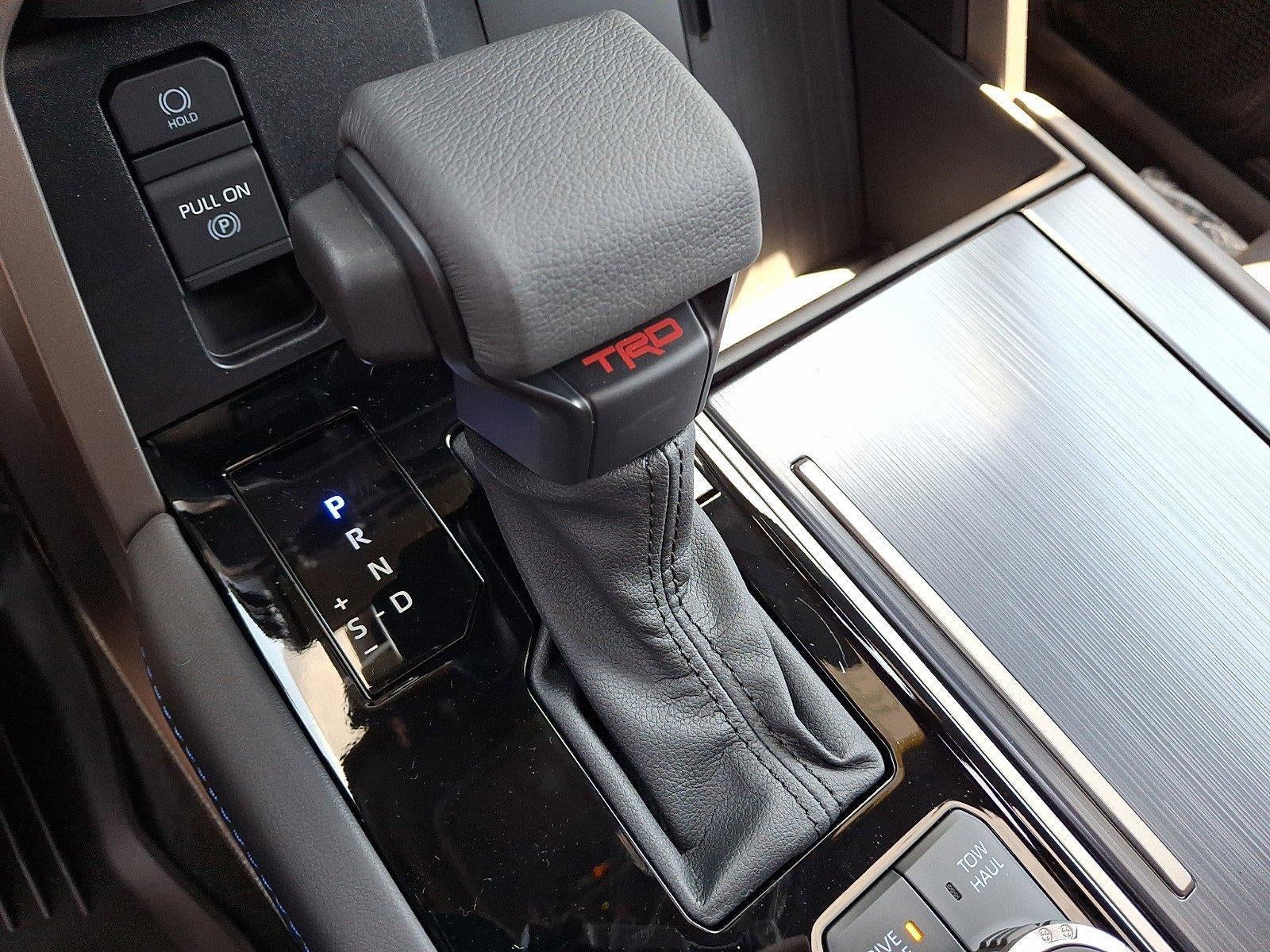 2026 Toyota Tundra 4WD 4WD Platinum Hybrid CrewMax 5.5' Bed (Natl)