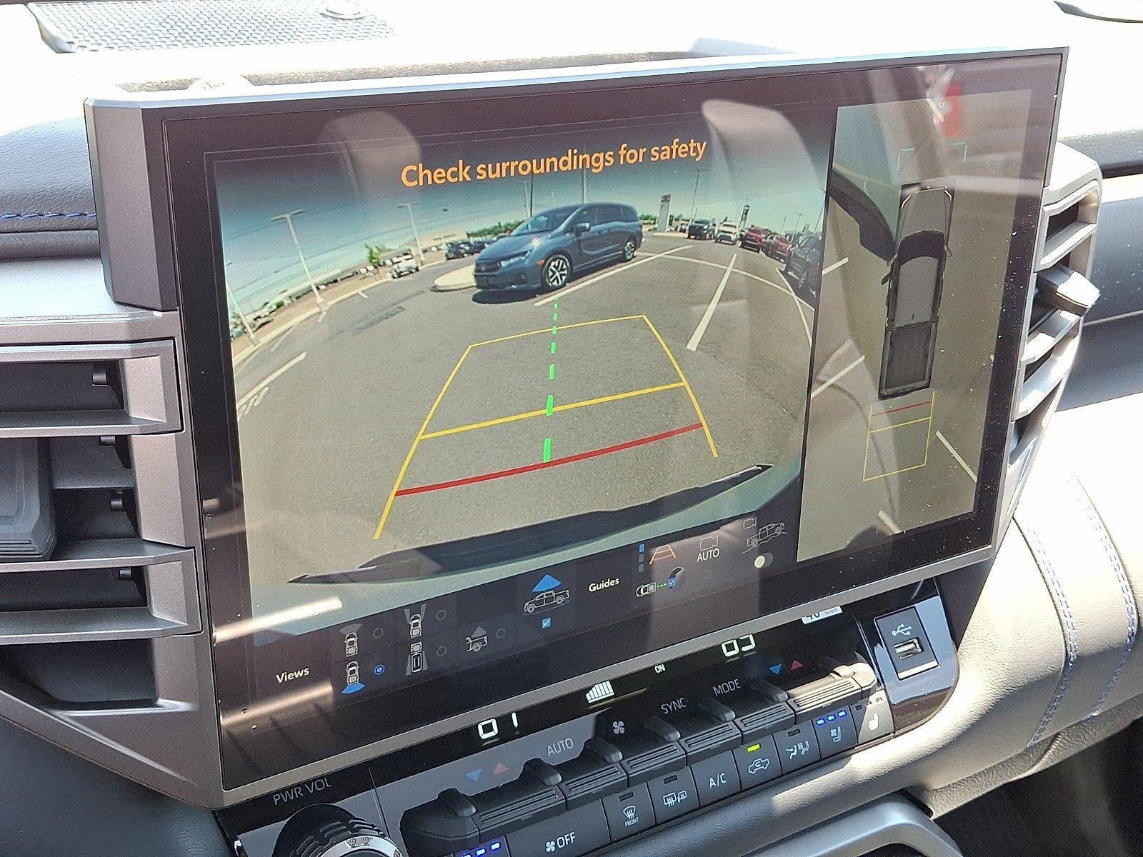 2026 Toyota Tundra 4WD 4WD Platinum Hybrid CrewMax 5.5' Bed (Natl)