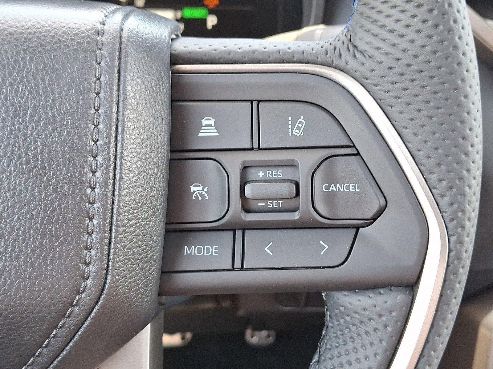 2026 Toyota Tundra 4WD 4WD Platinum Hybrid CrewMax 5.5' Bed (Natl)