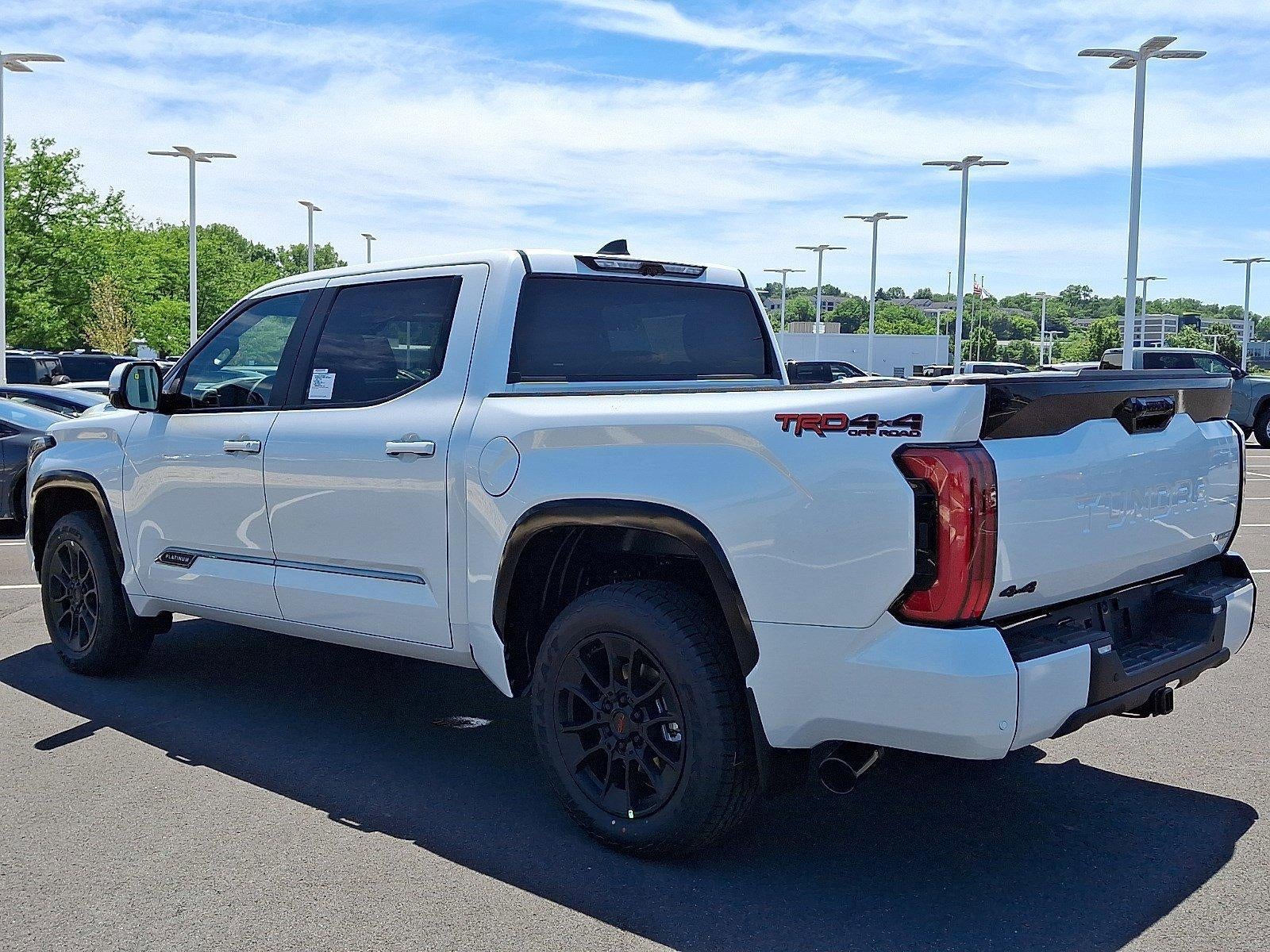 2026 Toyota Tundra 4WD 4WD Platinum Hybrid CrewMax 5.5' Bed (Natl)