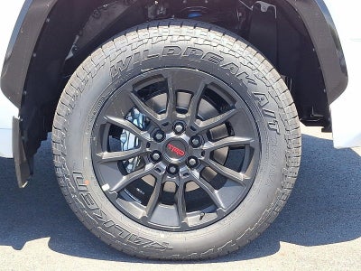 2026 Toyota Tundra 4WD 4WD Platinum Hybrid CrewMax 5.5' Bed (Natl)