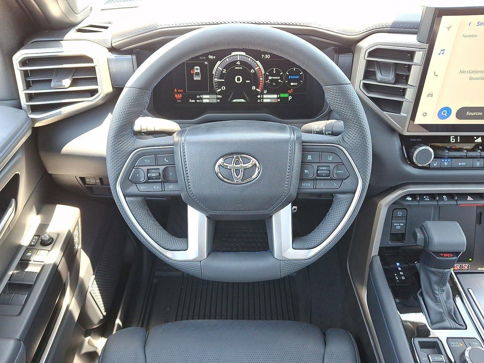 2026 Toyota Tundra 4WD 4WD Platinum Hybrid CrewMax 5.5' Bed (Natl)