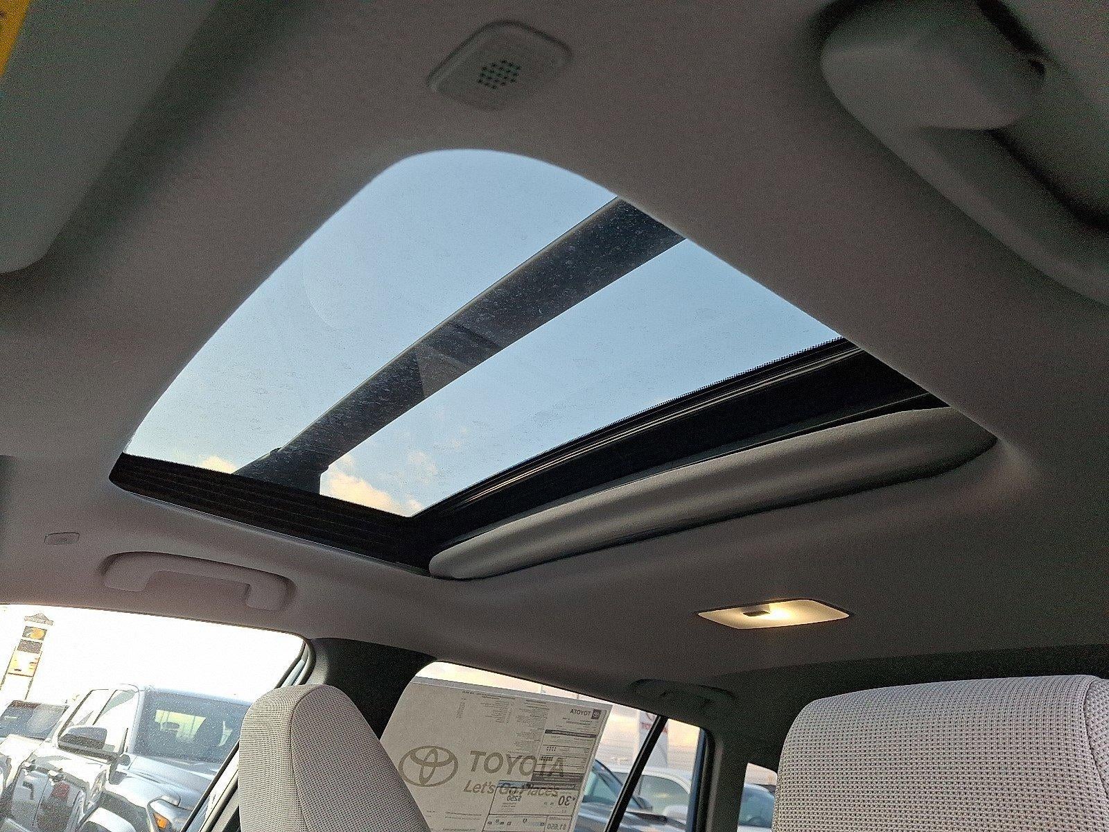 2026 Toyota Corolla Cross LE 4WD (Natl)